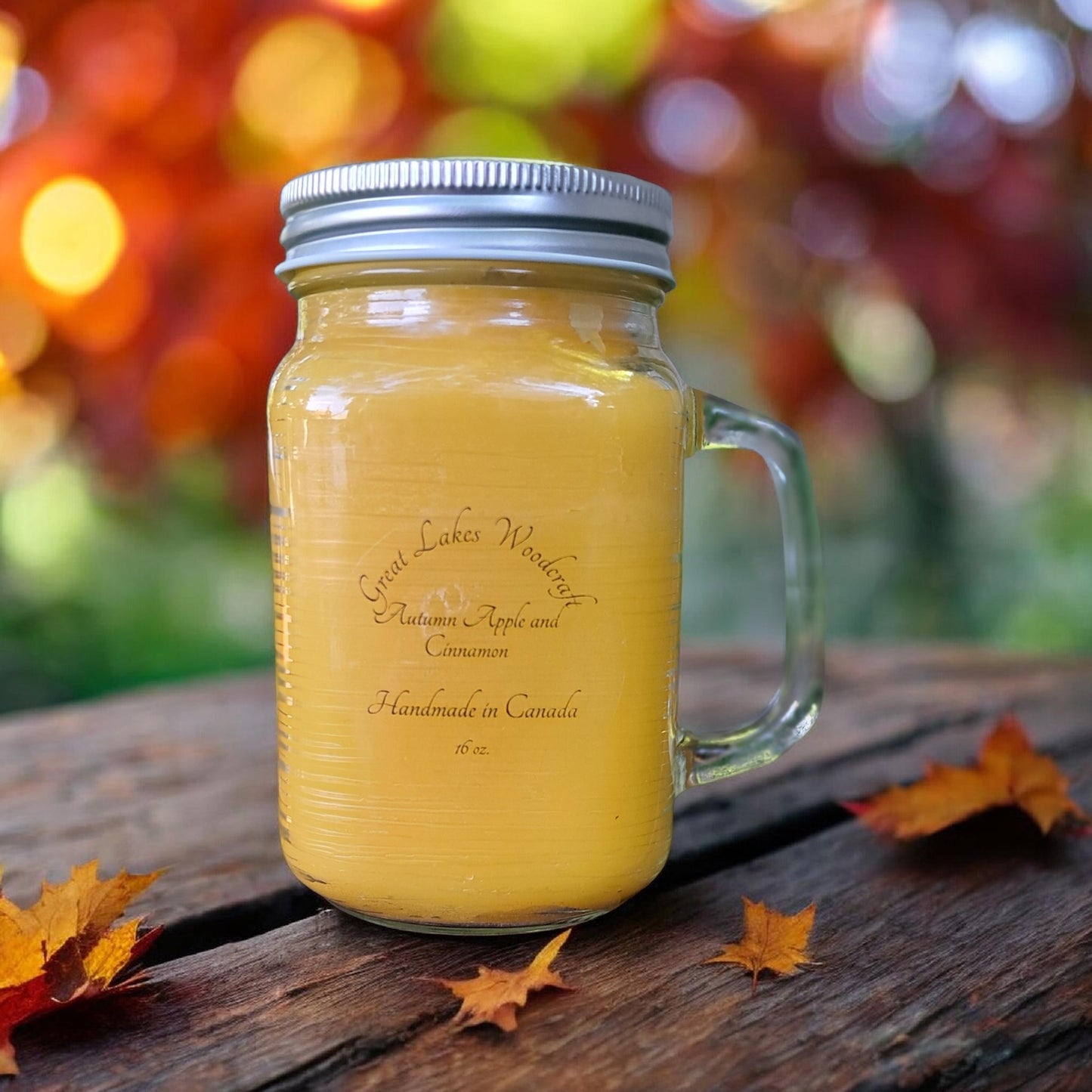 Autumn Apple and Cinnamon 16 0z beeswax candle